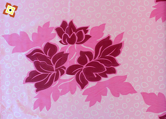 Pembe Yatak Kapitone Kumaş %100 Polyester Çözgülü Örme Baskılı 250cm En