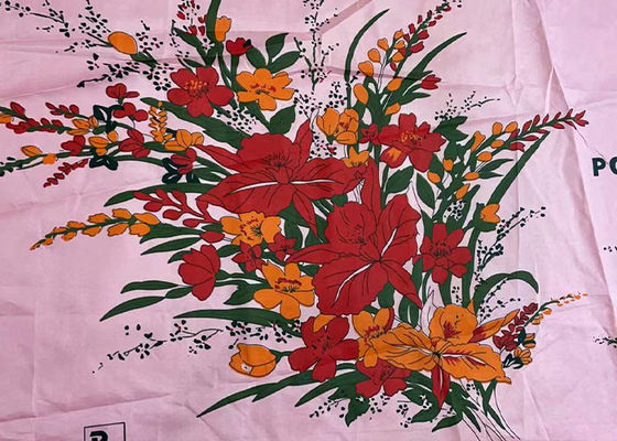 %100 Polyester Çözgülü Örme Yatak Kapitone Kumaş 110gsm 100T