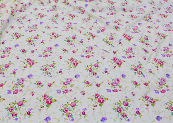 Yatak ve Çarşaflar %100 Polyester Çözgü Baskılı Kumaş İle İnce Basılmıştır